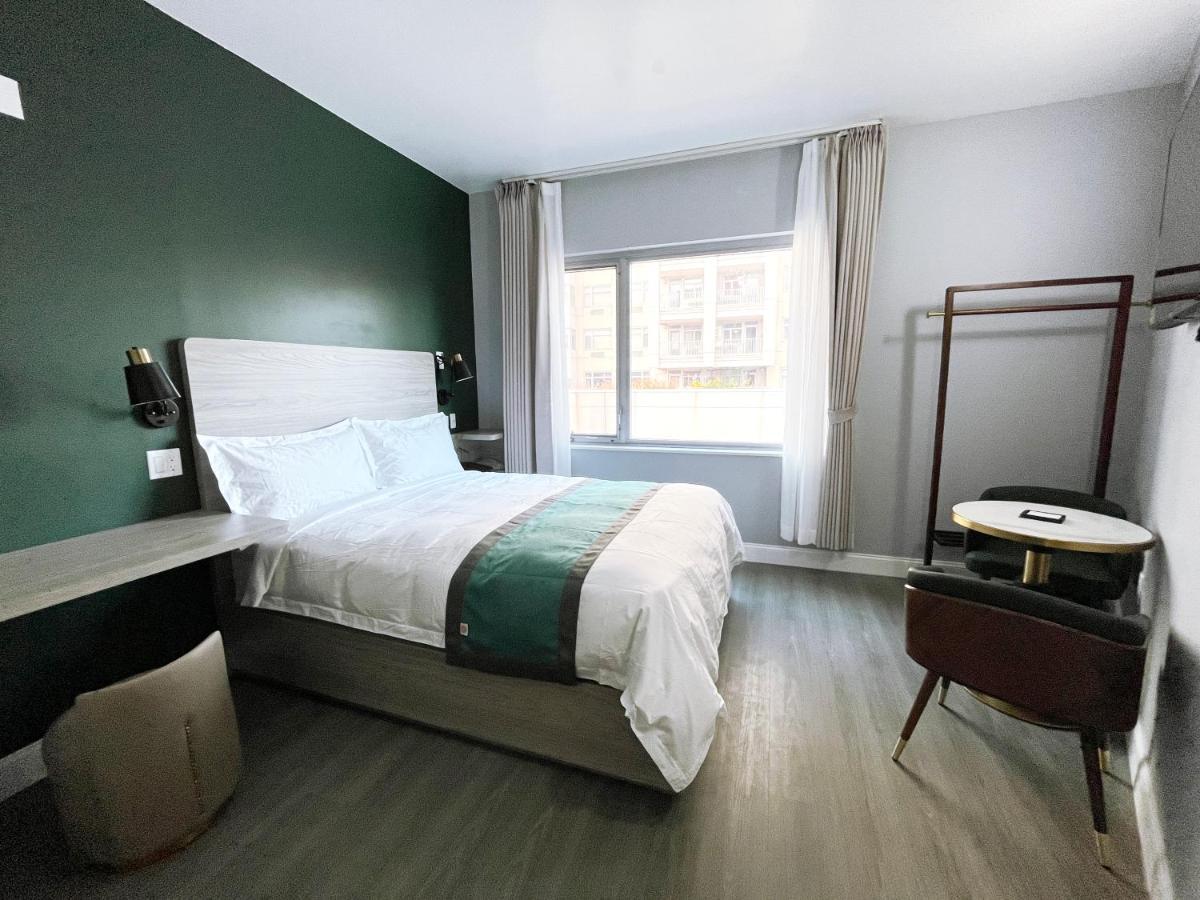 Starlight Hotel Near Lga Airport New York Bagian luar foto