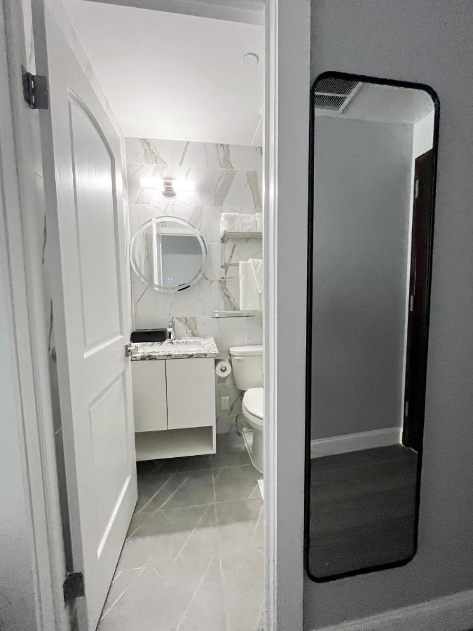 Starlight Hotel Near Lga Airport New York Bagian luar foto