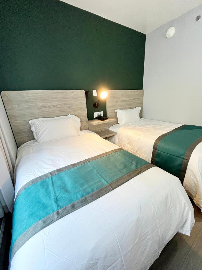 Starlight Hotel Near Lga Airport New York Bagian luar foto